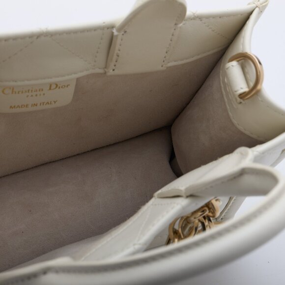 Mini Dior Book Tote Latte Macrocannage Calfskin (21.5 x 13 x 7.5 cm) - Picture 11 of 13